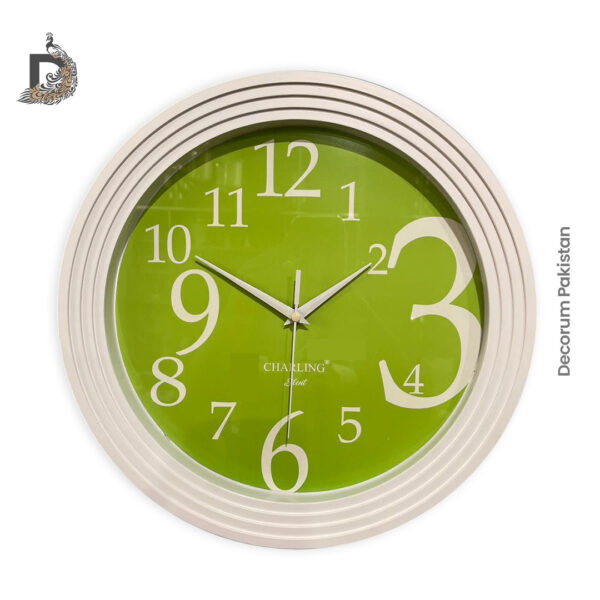 Wall Clock Contrast